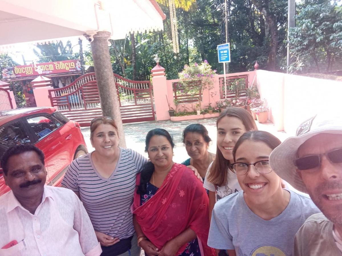 Mangalappillil Homestay Munnar Bagian luar foto
