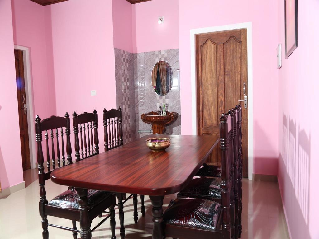 Mangalappillil Homestay Munnar Bagian luar foto